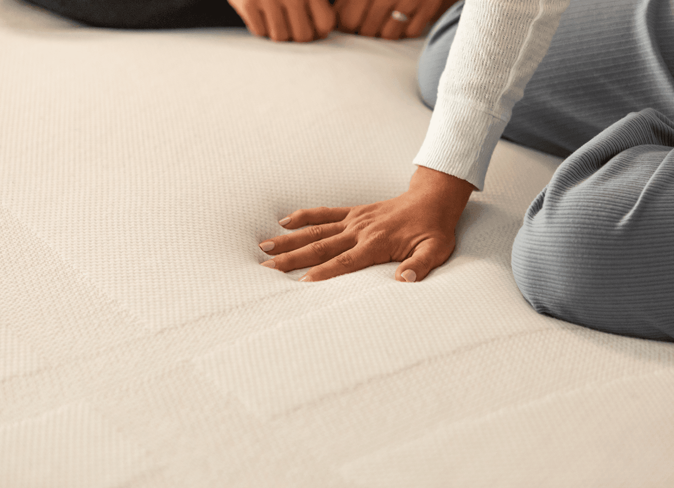 Shop TEMPUR® Cloud & Adapt Toppers | Tempur-Pedic Toppers